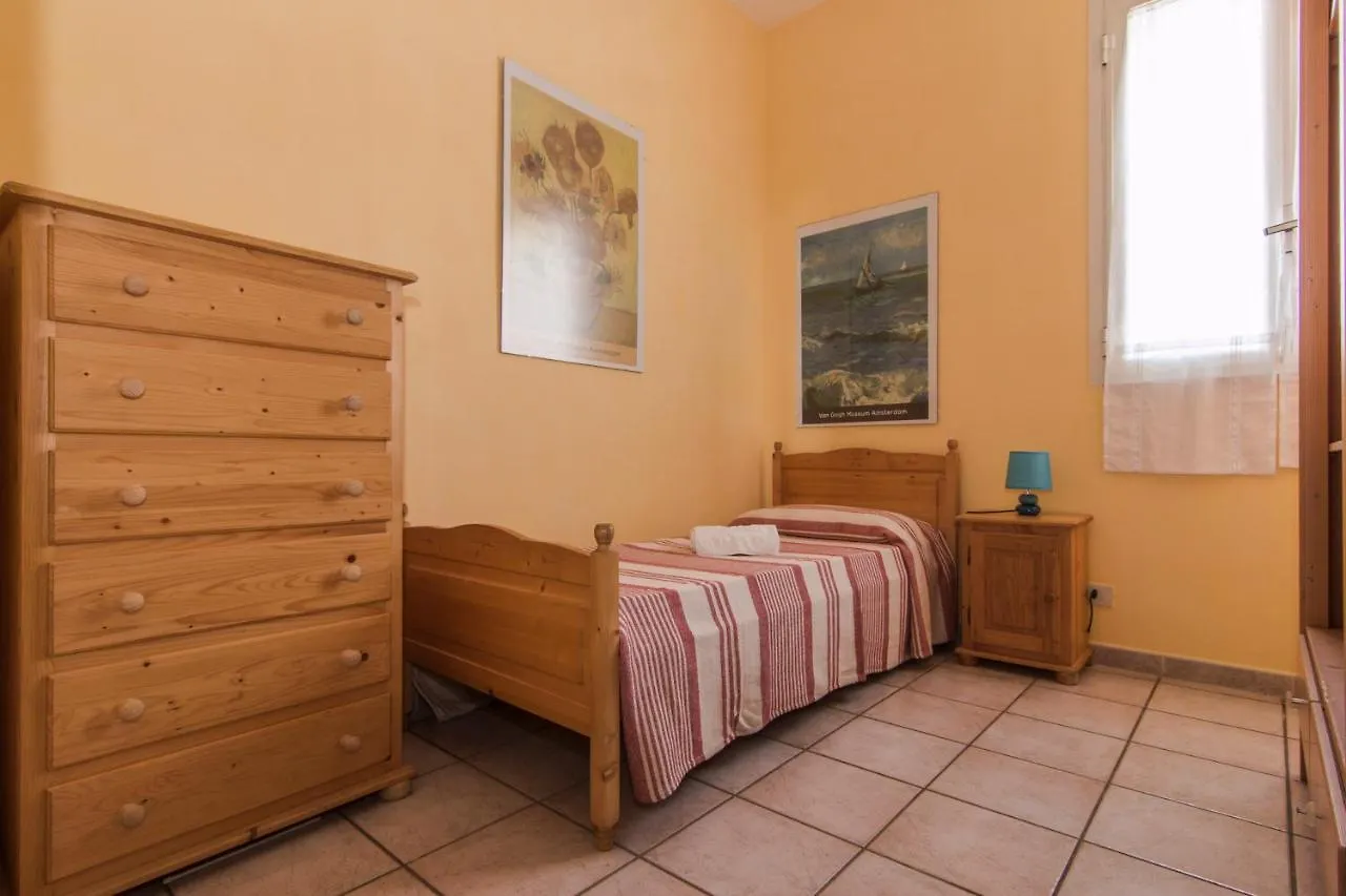House With 3 Bedrooms In Pozzallo With Wonderful Sea View And Furnished Terrace 모디카 펜션
