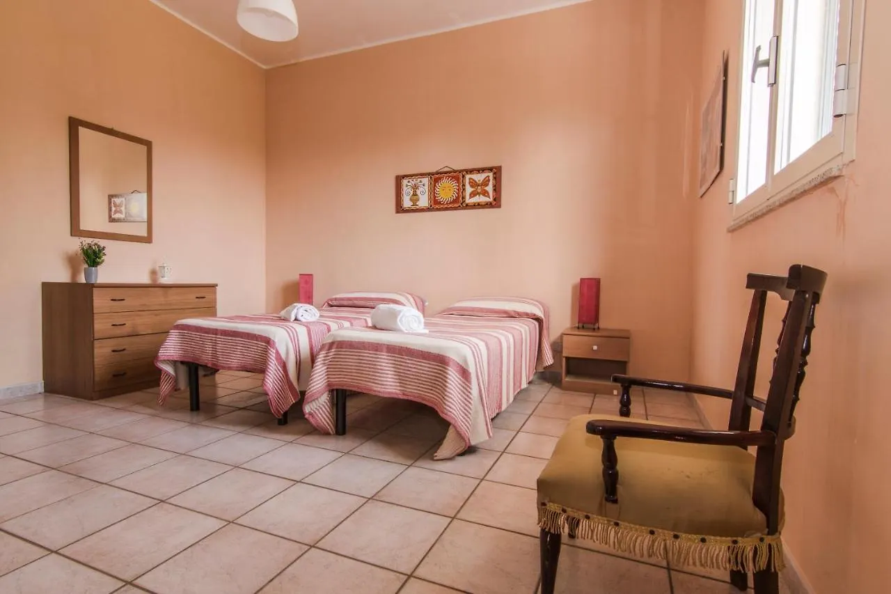 House With 3 Bedrooms In Pozzallo With Wonderful Sea View And Furnished Terrace 莫迪卡 0*,